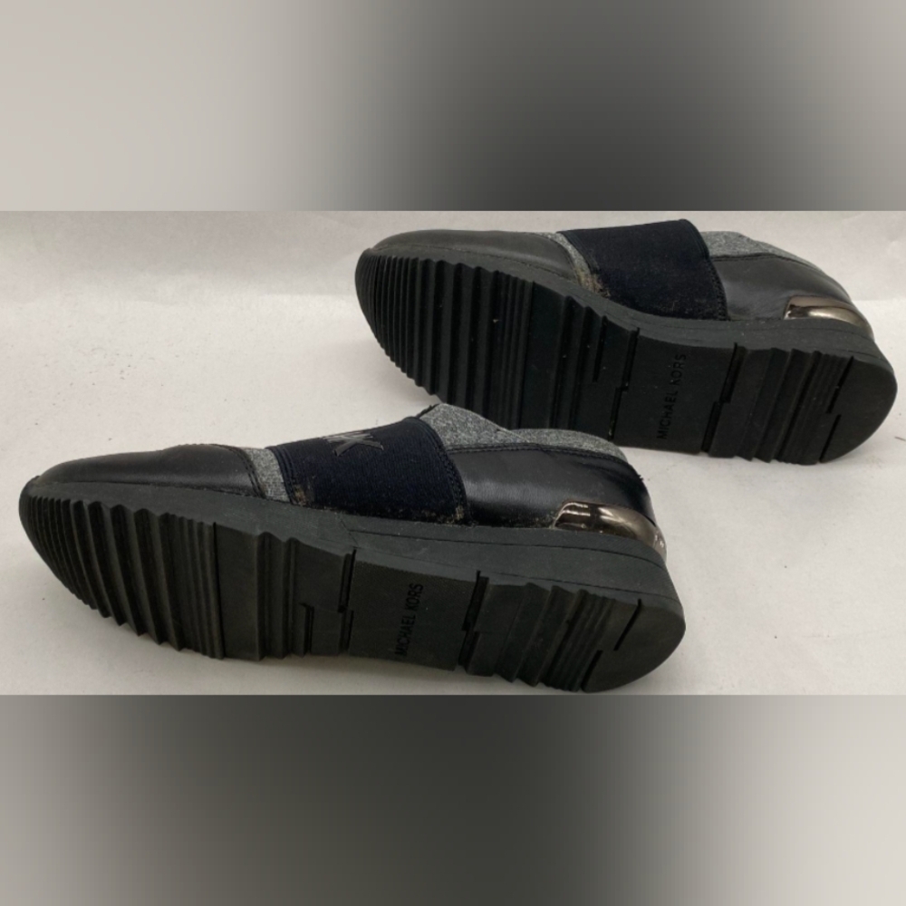 Michael Kors MK Trainer Scuba Grey/Black Sneakers Size 7.5 MSRP $125 - Picture 3 of 6